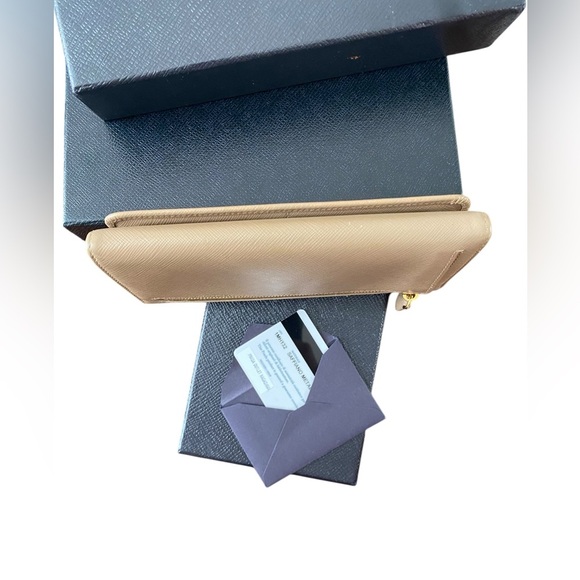 Prada Bifold Beige Safiano Leather Wallet with COA and Box - Picture 16 of 16